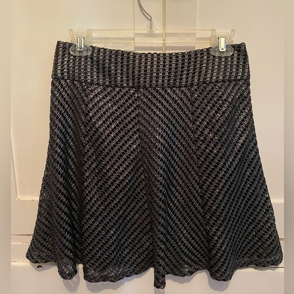 Heavy Red Fortified Rebellion Skirt - Size Medium - Picture 3 of 4